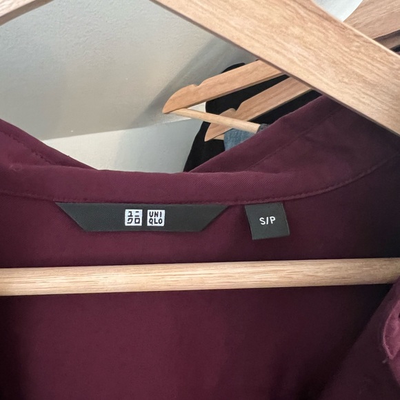 Uniqlo Red Long Sleeve Button Down Shirt - Picture 4 of 4